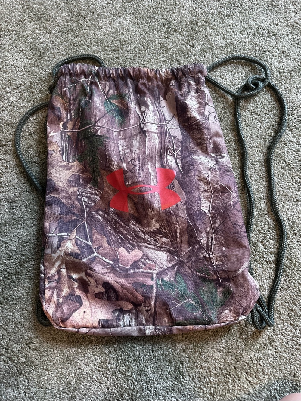Under Armour Red Logo Pink/Brown Camo Drawstring Backpack